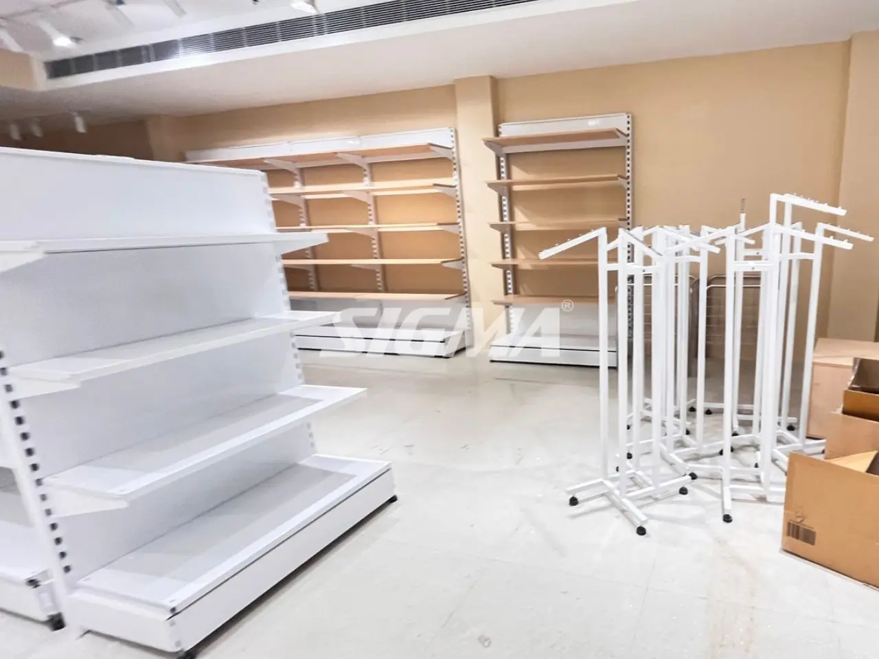 297863908_4 way stand in Lucknow.webp